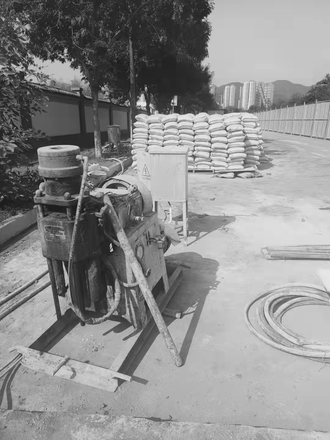 掇刀场区重载车疑难路基处理方案